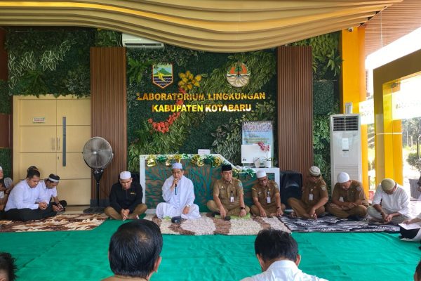 Optimalkan Ibadah Ramadhan, Dinas LH Kotabaru Adakan Tausiyah Untuk Seluruh Karyawan