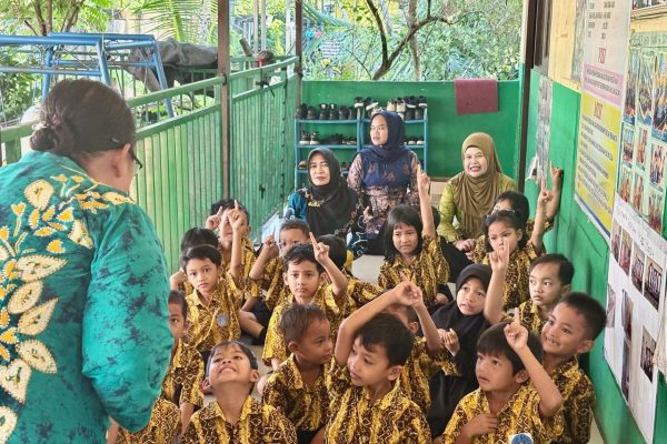 Dispersip Kotabaru Dorong Pendidikan Karakter Anak Melalui Cerita