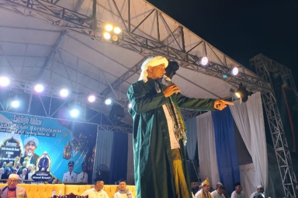 Antusiasme Tinggi, Ribuan Warga Hadiri Tabligh Akbar HUT ke-18 Desa Gunung Besar