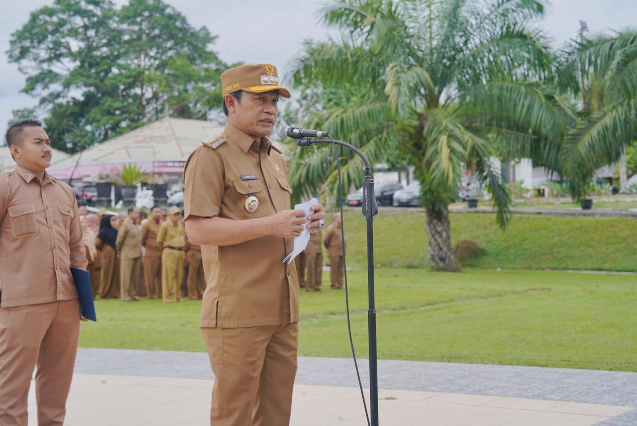Apel Gabungan, Bupati Balangan Tekankan Pentingnya Disiplin dan Kolaborasi ASN