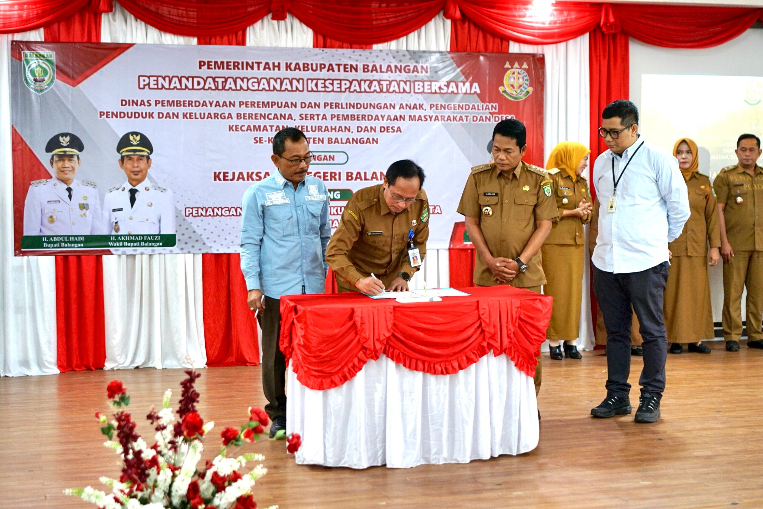 Pemkab Balangan dan Kejari Teken MoU Pendampingan Hukum Perdata dan TUN