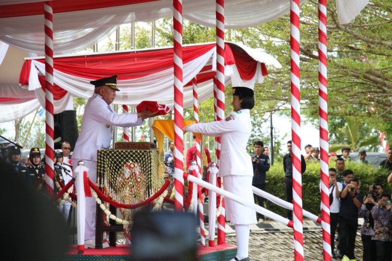 Upacara HUT RI ke-80 di Banjarbaru, Gubernur Muhidin Tekankan Peran Generasi Muda