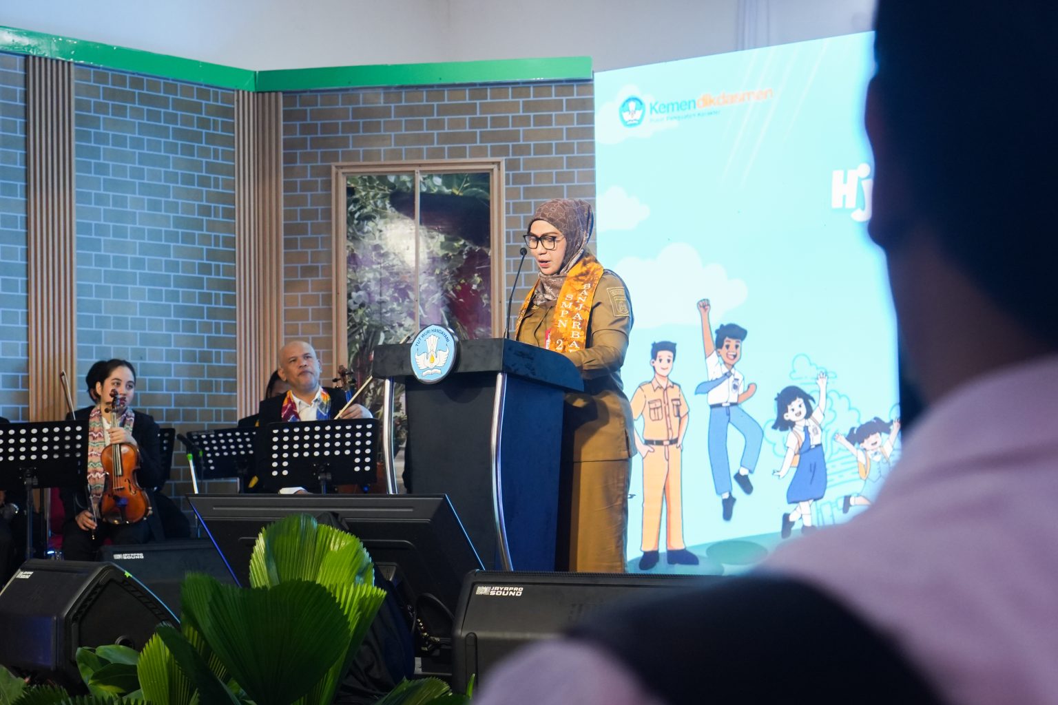 Menteri Dikdasmen Luncurkan Aturan Budaya Sekolah Aman di Banjarbaru