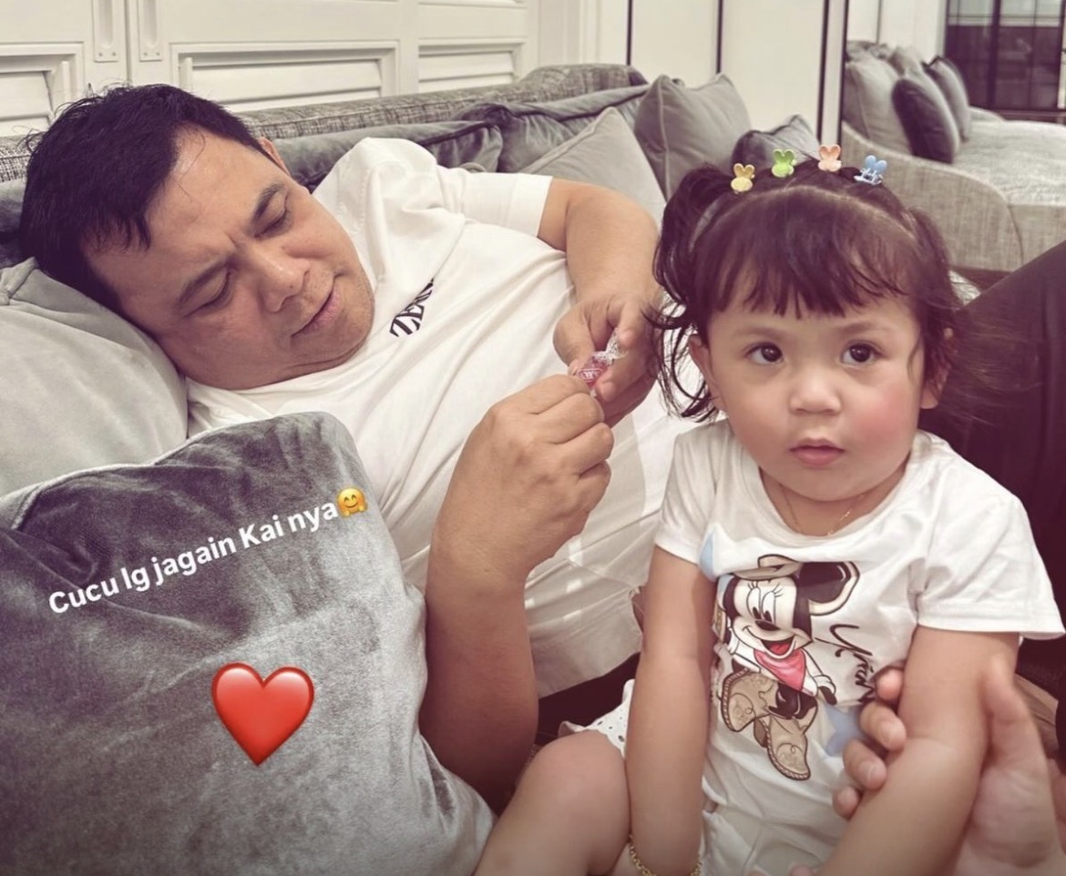 Di Balik Sosok Pengusaha Nasional, Haji Isam dan Kebersamaan dengan Cucu