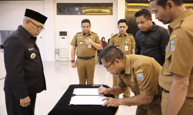 Bupati Kotabaru Lakukan Mutasi dan Pelantikan Pejabat, Perkuat Layanan Pemerintahan