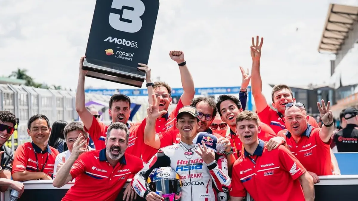 H. Putra Beri Hadiah Mobil untuk Veda Ega Usai Raih Podium Moto3 Brasil 2026