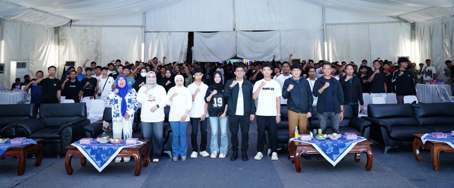 Bupati Tanbu Pimpin Shalawat di Ajang Esport HUT ke-23