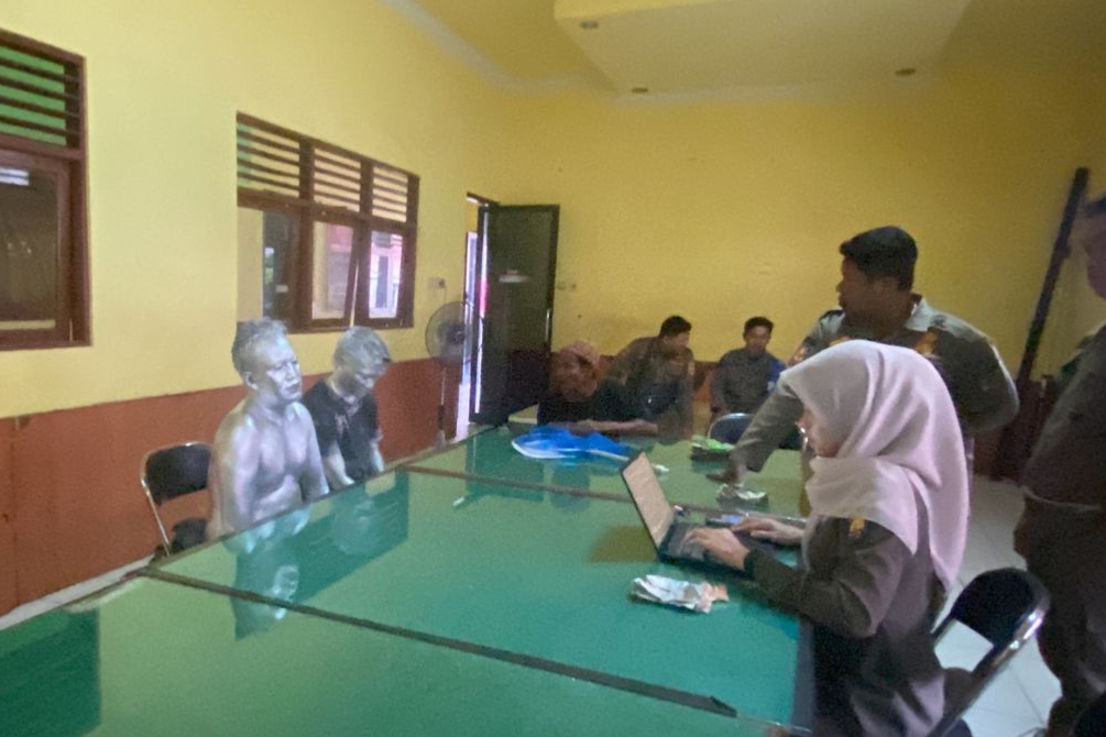 Penertiban di Simpang Bulau dan Tangkarau, Tiga Orang Diamankan