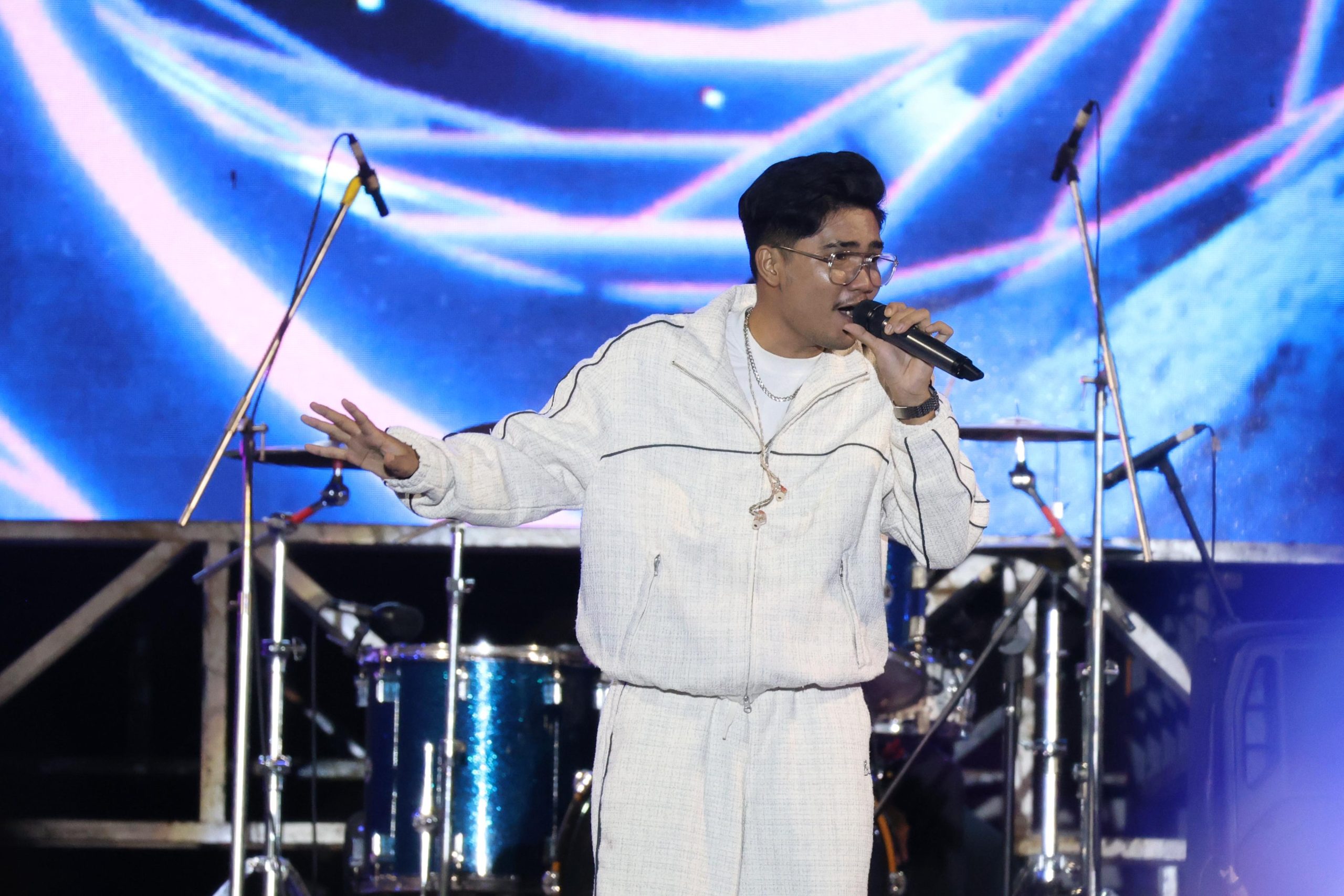 Mappanre Ri Tasi’e 2026 Meriah, Ribuan Warga Nikmati Hiburan Spektakuler