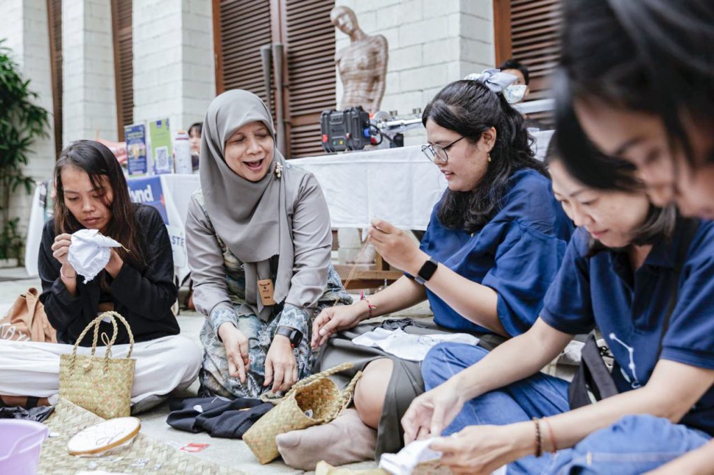 UMKM Banjarbaru Tembus Ajang Nasional Lewat Sasirangan Pewarna Alam