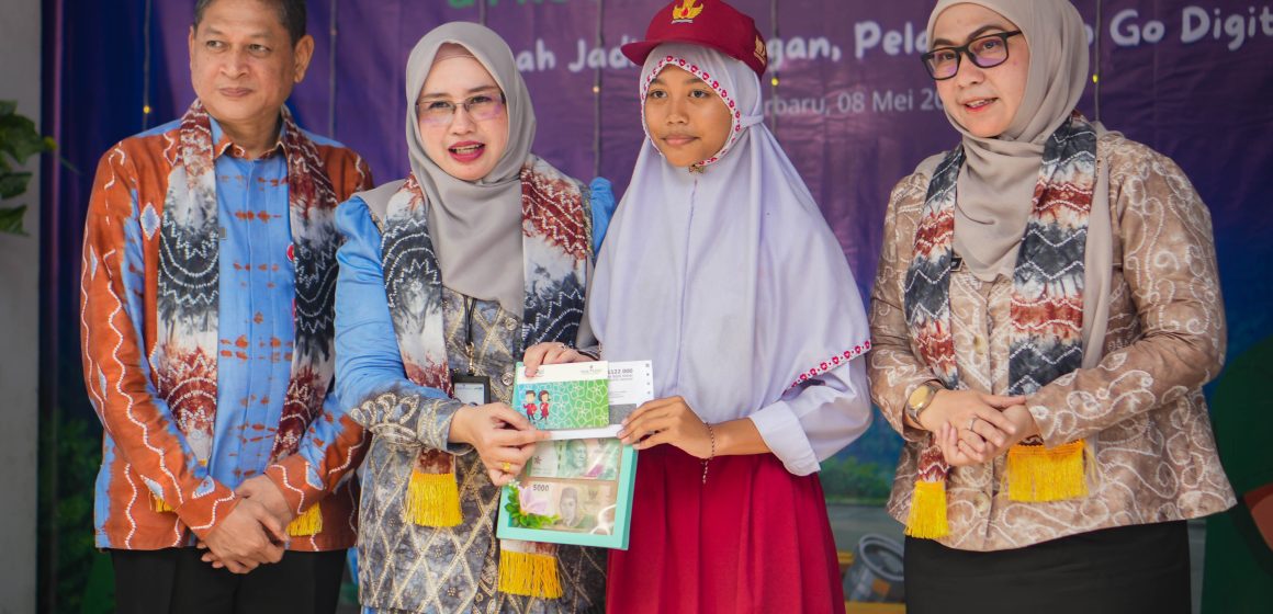 Bank Sampah Digital SIPALUI Resmi Diluncurkan di SDN 3 Kemuning