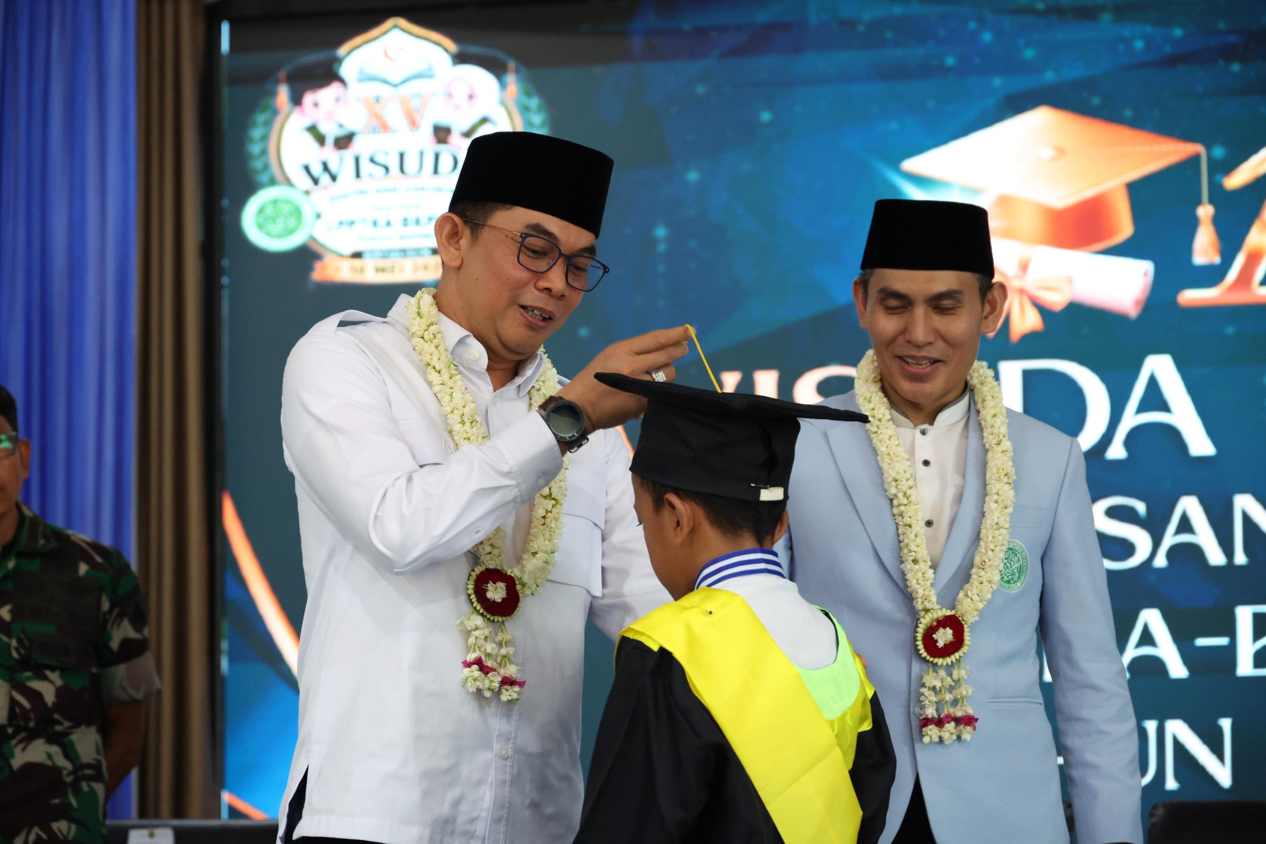 Wisuda Akbar BKPRMI Tanah Bumbu Berlangsung Khidmat dan Meriah