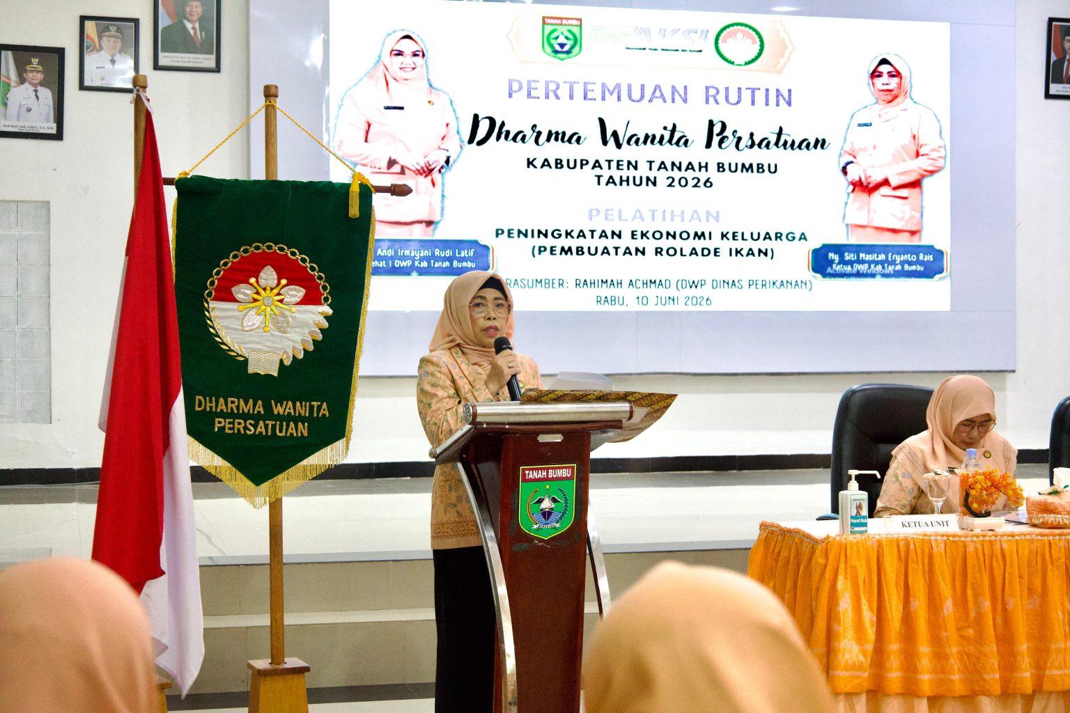 Olahan Ikan Bernilai Jual, DWP Tanah Bumbu Bekali Anggota Keterampilan Usaha