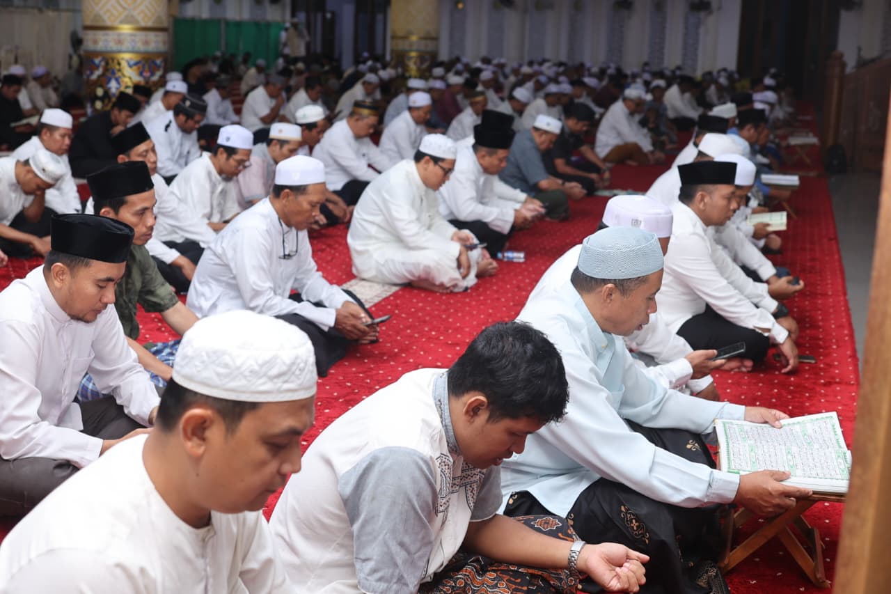 Pemkab Tanah Bumbu Gelar Zikir Akbar dan Khataman Al-Qur’an Sambut 1448 Hijriah