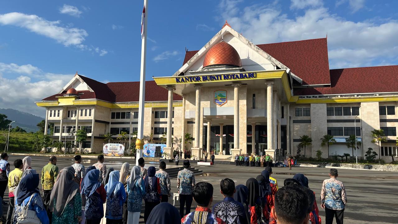 Wakil Bupati Kotabaru Ajak Orang Tua Perkuat Ketahanan Keluarga pada HARGANAS ke-33