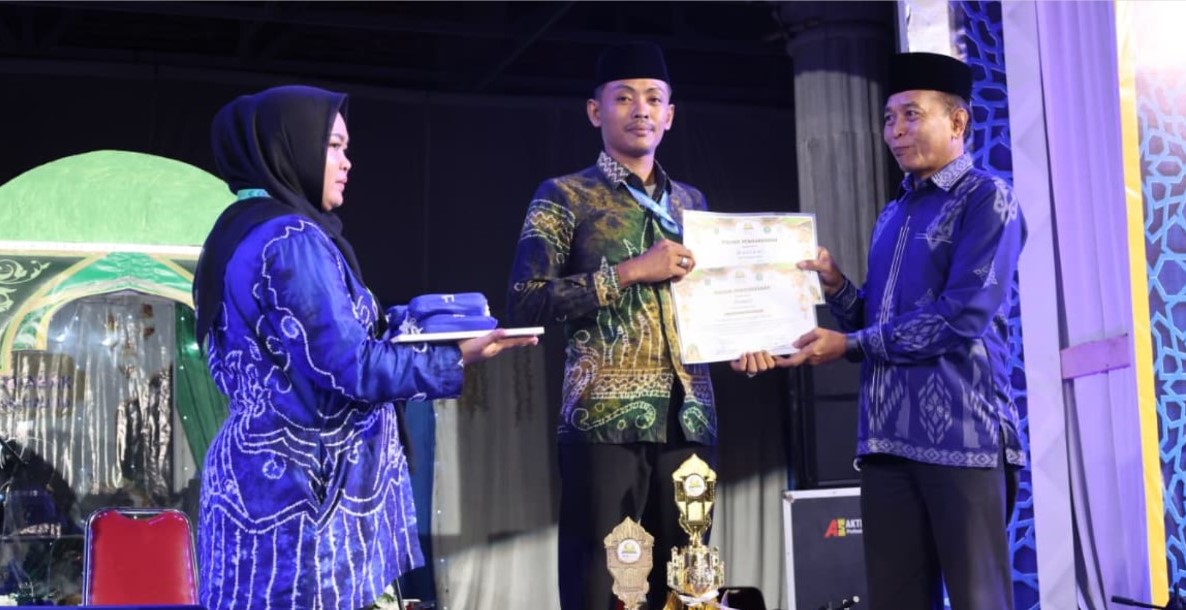 Desa Batu Meranti Juara Umum MTQN ke-22 Sungai Loban, Bupati Dorong Lahirkan Generasi Qurani