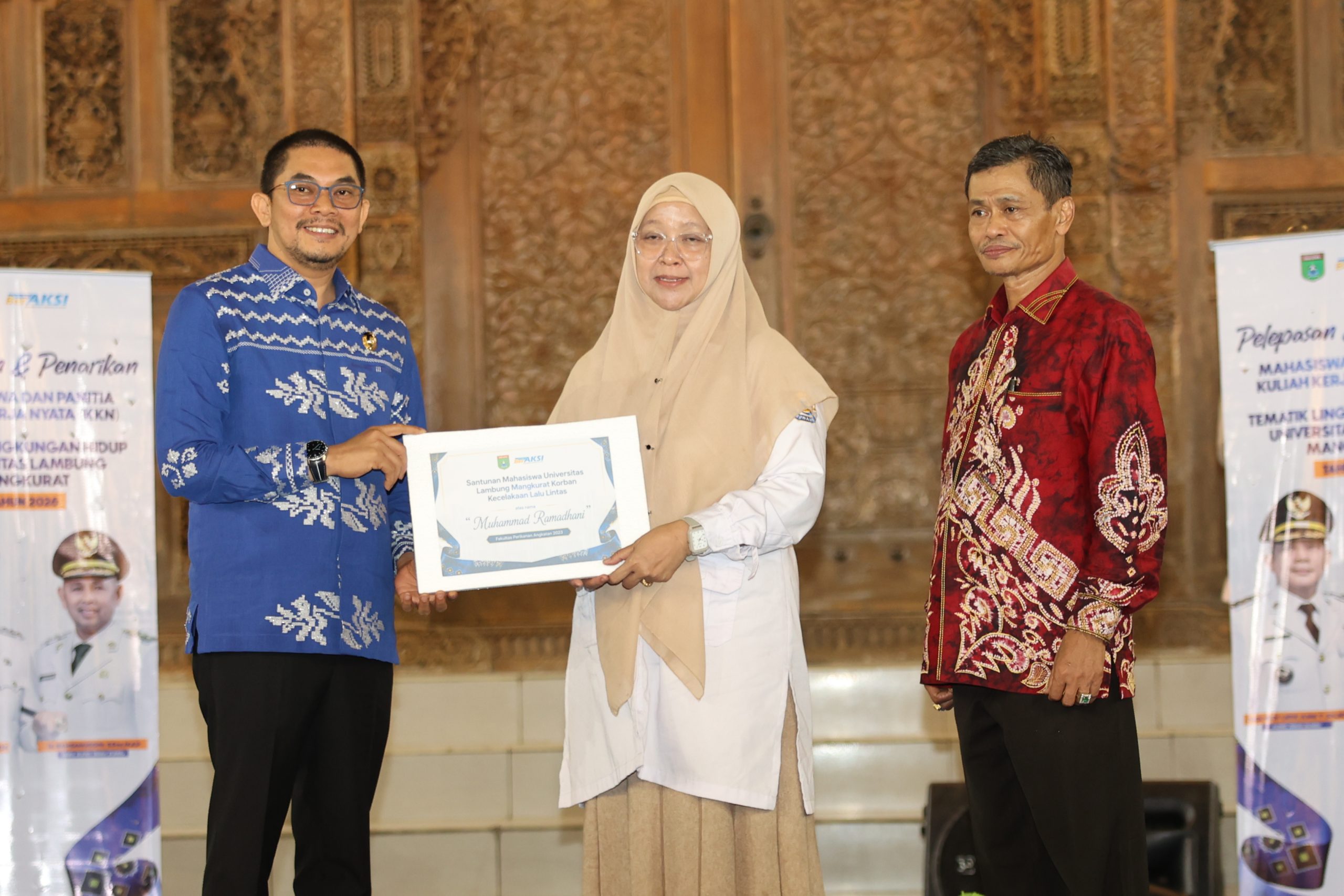 300 Mahasiswa ULM KKN di 19 Desa Tanah Bumbu, Bupati Dorong Gerakan Pilah dan Olah Sampah