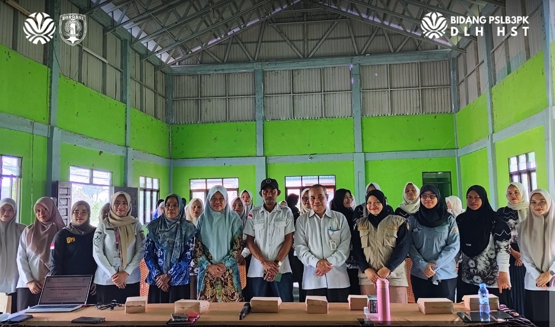 Cegah Risiko Penularan, DLH HST Dampingi Pengelolaan Sampah Medis Puskesmas Paya Besar