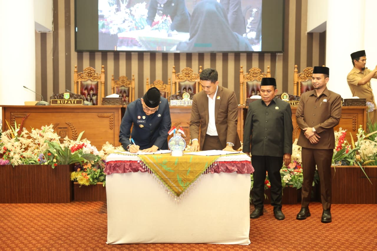 KUA-PPAS 2027 Disepakati, Pemkab dan DPRD Tanah Bumbu Perkuat Sinergi Pembangunan