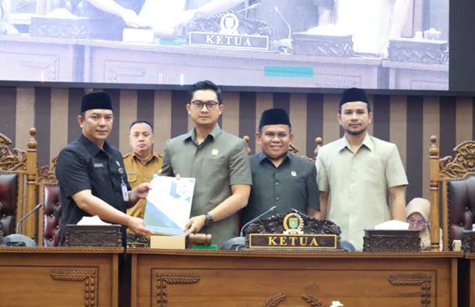Dua Raperda Desa Disampaikan ke DPRD, Pemkab Tanah Bumbu Perbarui Aturan Pilkades dan Perangkat Desa