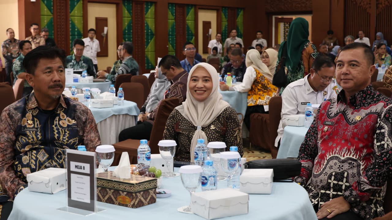 Amankan Barang Milik Daerah, Pemkab Tanah Bumbu Terima Sertipikat Tanah Aset di Banjarbaru