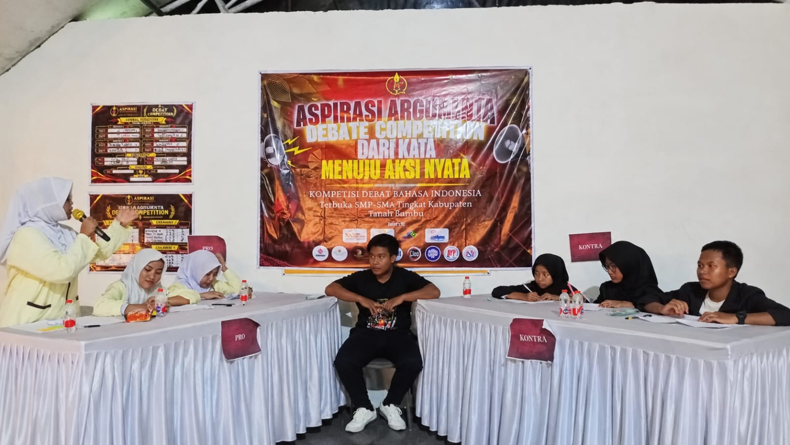 17 Tim Pelajar Adu Gagasan di AADC, Debat Perdana Digelar di Tanah Bumbu