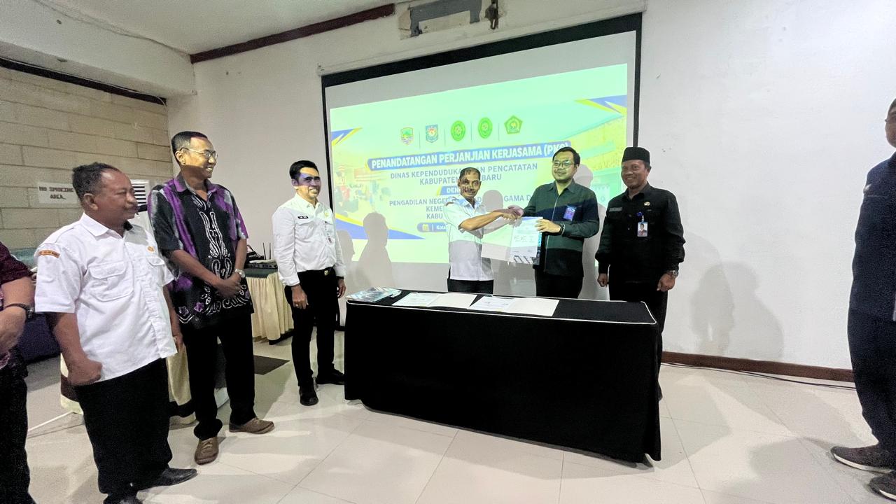 Pangkas Birokrasi, Disdukcapil Kotabaru Teken PKS Bersama Pengadilan dan Kemenag