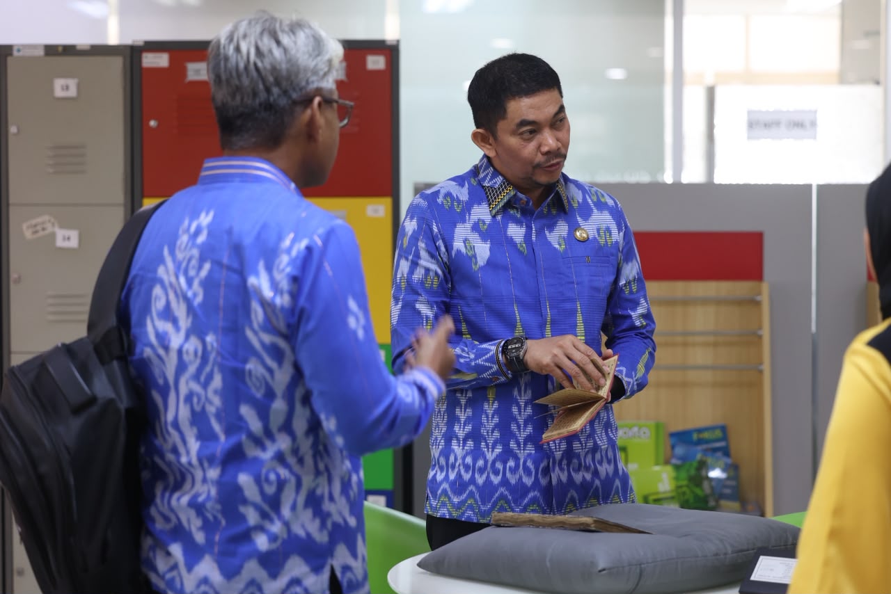 Bupati Andi Rudi Latif Bawa Lontara Pagatan ke Ingatan Kolektif Nasional
